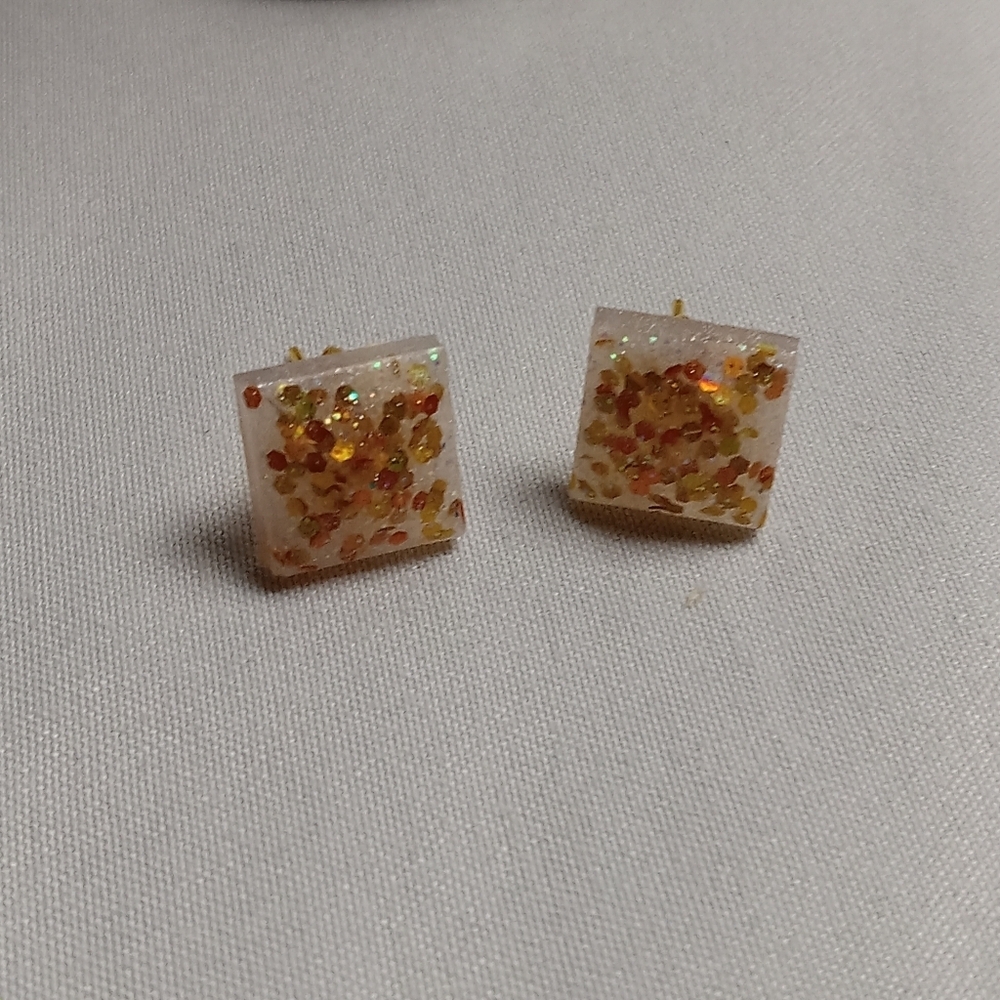 Hand Crafted Gold and White Stud Earrings with Glitter - Picture 2 of 3
